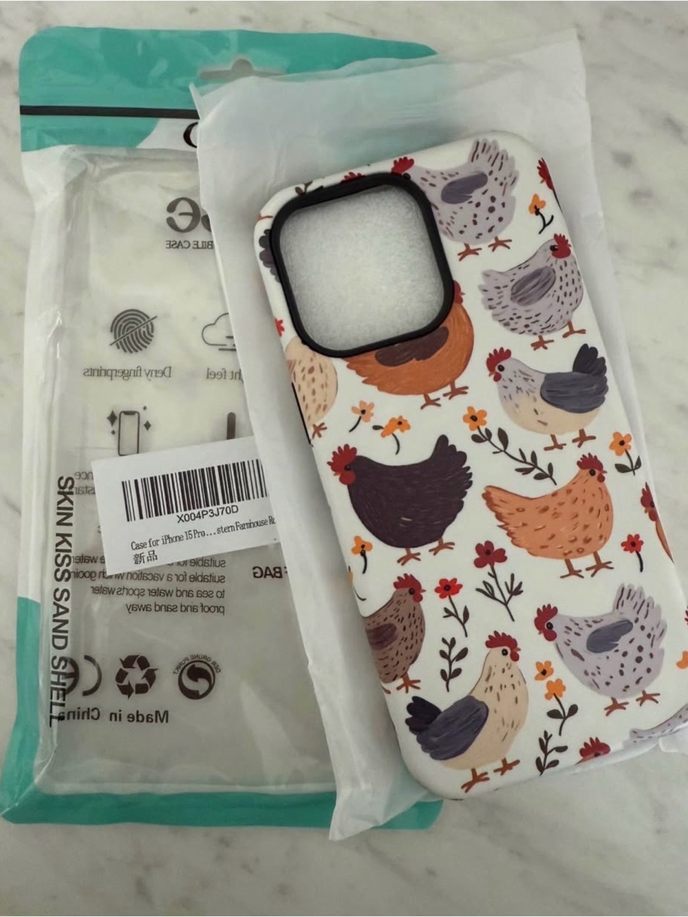 Chicken Pattern White Phone Case for iPhone - Cute Farmyard Design IPhone 15 Pro